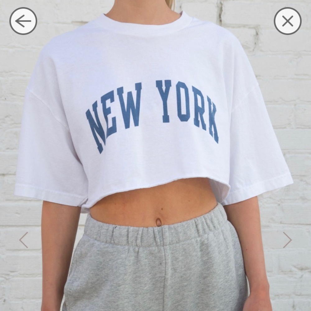 Brandy MELLVILE New York cropped white shirt!